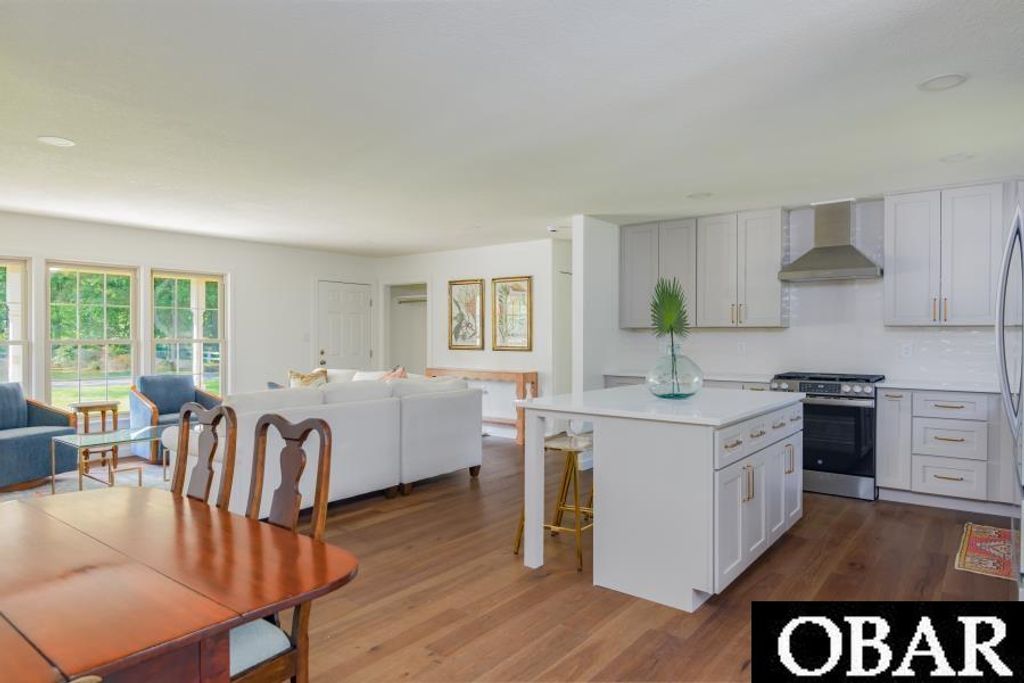 Image 18 of property listing at 128 Creefs Ridge Road lot 18, Manteo, NC 27954