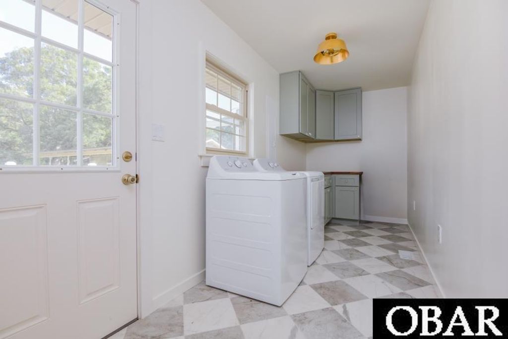 Image 19 of property listing at 128 Creefs Ridge Road lot 18, Manteo, NC 27954