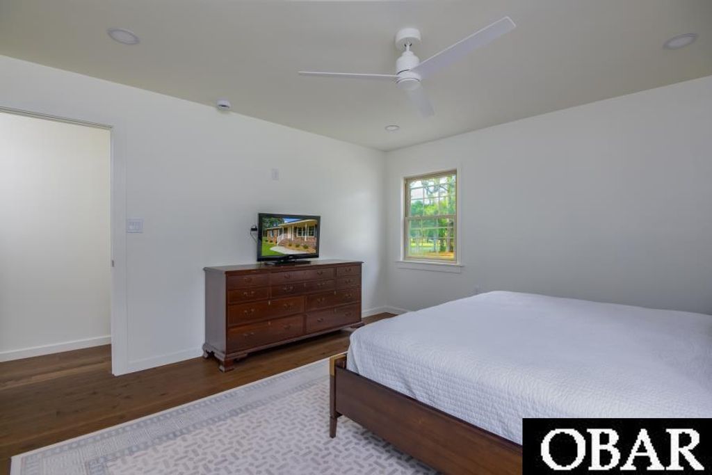 Image 28 of property listing at 128 Creefs Ridge Road lot 18, Manteo, NC 27954