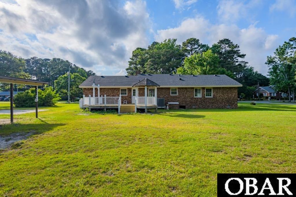 Image 41 of property listing at 128 Creefs Ridge Road lot 18, Manteo, NC 27954