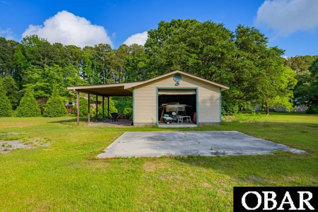 Image 47 of property listing at 128 Creefs Ridge Road lot 18, Manteo, NC 27954