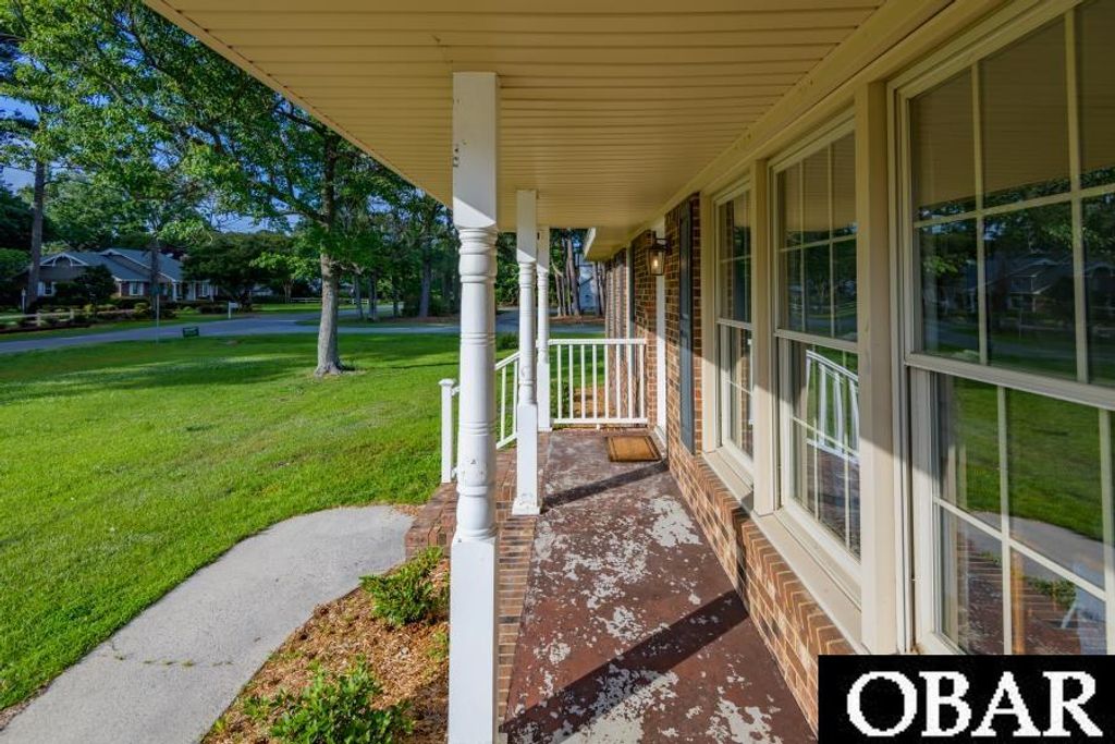 Image 56 of property listing at 128 Creefs Ridge Road lot 18, Manteo, NC 27954