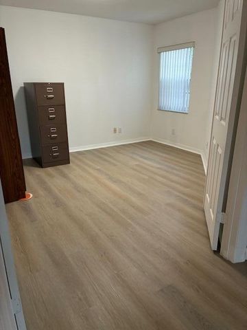 16323 SW 6th Street, Pembroke Pines, FL 33027