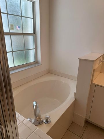 16323 SW 6th Street, Pembroke Pines, FL 33027