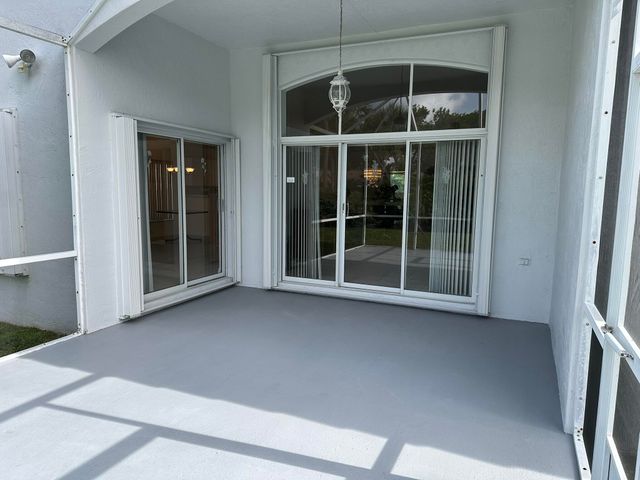 16323 SW 6th Street, Pembroke Pines, FL 33027