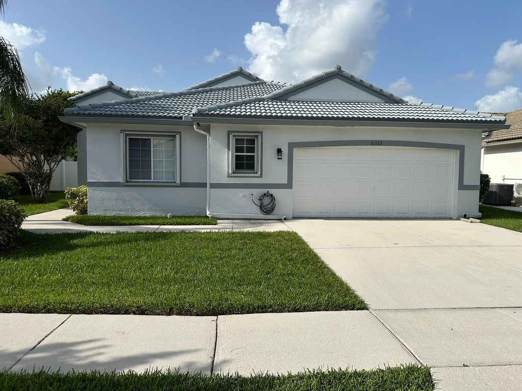 16323 SW 6th Street, Pembroke Pines, FL 33027