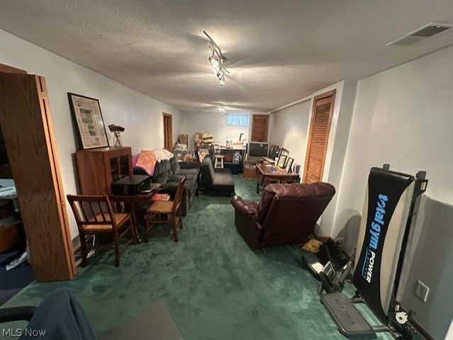 149 Mapleview Court, New Middletown, OH 44442