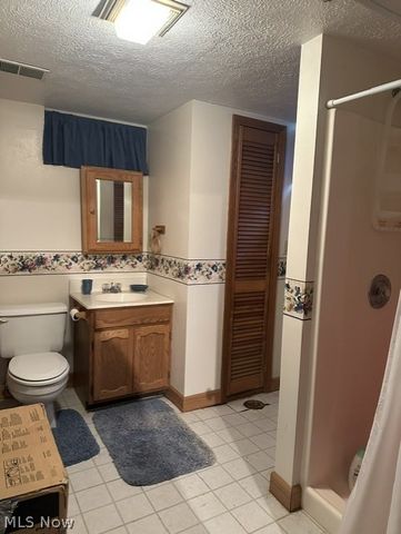 149 Mapleview Court, New Middletown, OH 44442