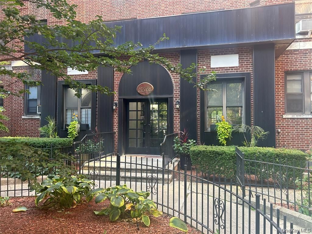 155-01 90th Avenue 2F, Jamaica, NY 11432