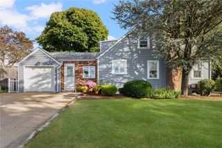 115 Bryant Road, Cranston, RI 02852