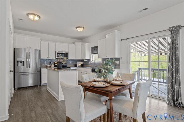 4237 Wells Ridge Ct, Chester, VA 23831