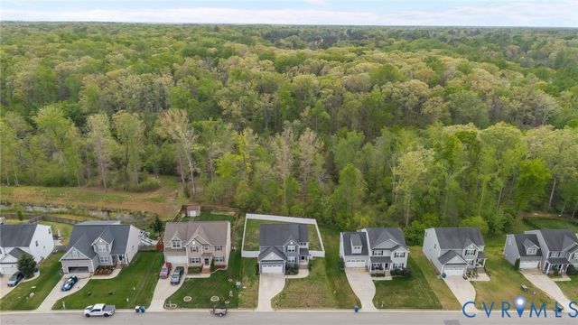 4237 Wells Ridge Ct, Chester, VA 23831