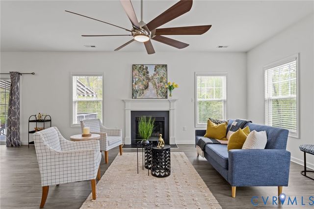 4237 Wells Ridge Ct, Chester, VA 23831