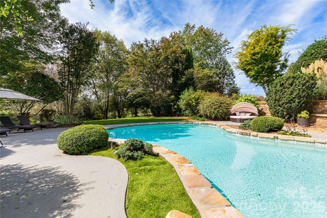 30 Rilandwell Drive, Fletcher, NC 28732