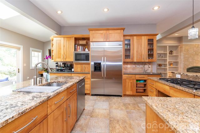 30 Rilandwell Drive, Fletcher, NC 28732