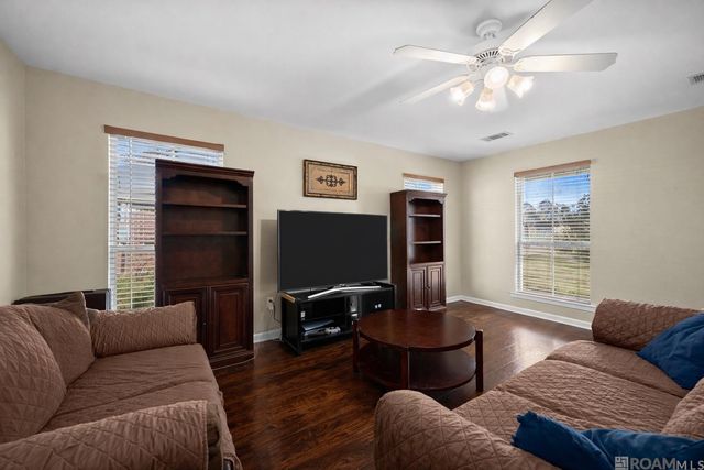 10911 Cheryll Dr, Denham Springs, LA 70706