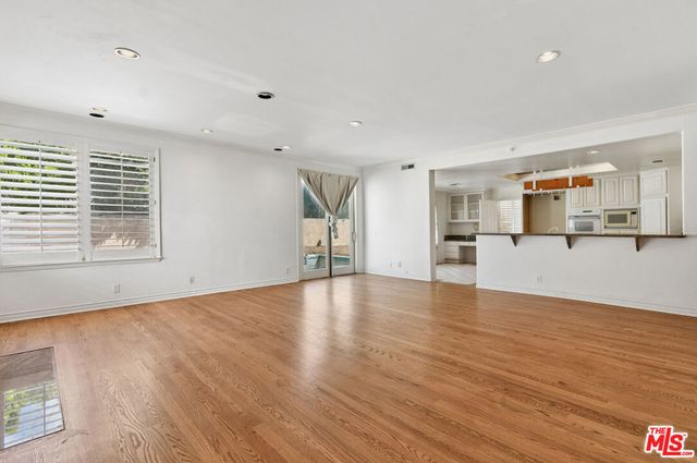 4942 Densmore Avenue, Encino, CA 91436