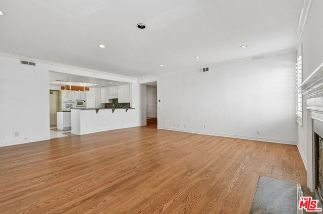 4942 Densmore Avenue, Encino, CA 91436