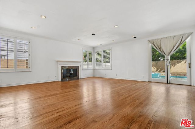 4942 Densmore Avenue, Encino, CA 91436