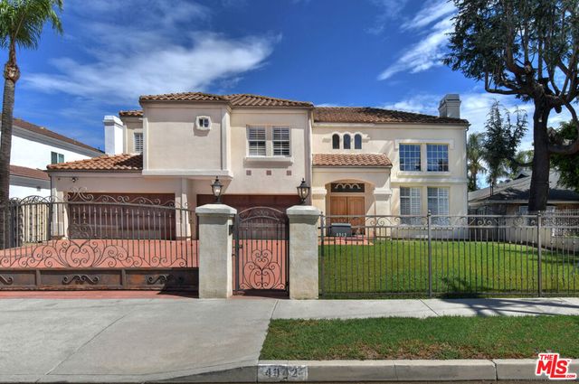 4942 Densmore Avenue, Encino, CA 91436