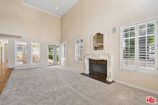 4942 Densmore Avenue, Encino, CA 91436
