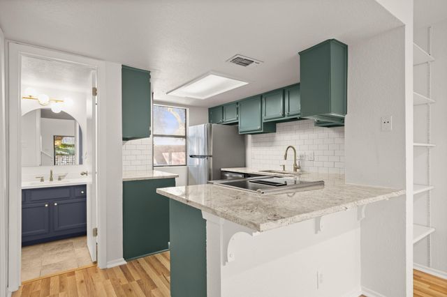 1135 Barton Hills DR 138, Austin, TX 78704