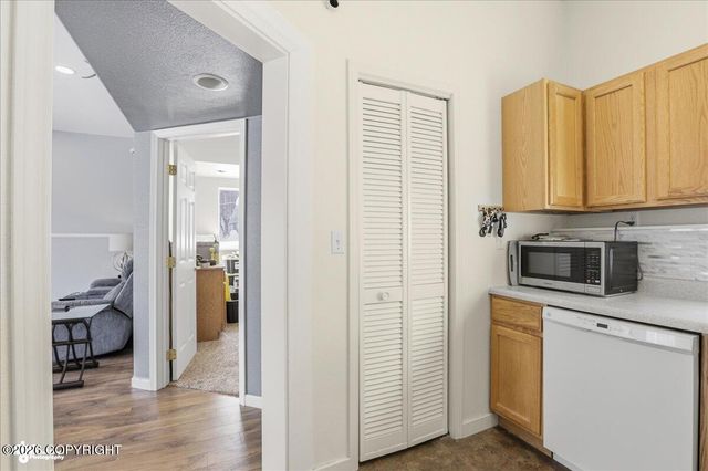 19311 Jasmine Road, Chugiak, AK 99567