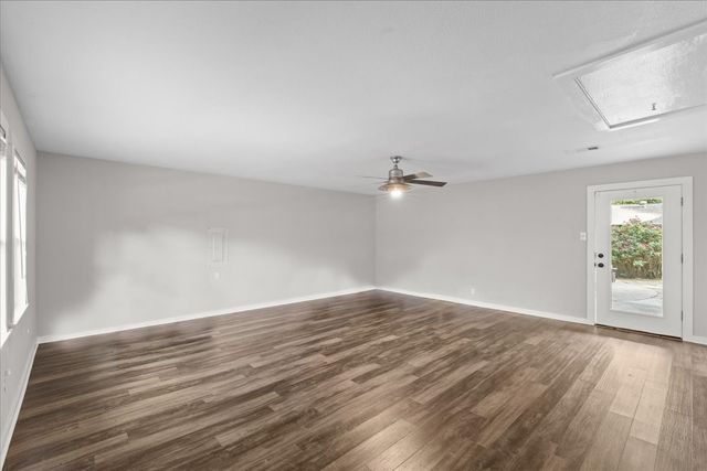 805 Imperial Lane, Corsicana, TX 75110