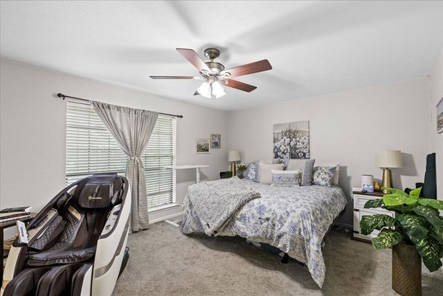 805 Imperial Lane, Corsicana, TX 75110