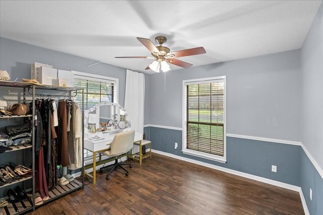 805 Imperial Lane, Corsicana, TX 75110