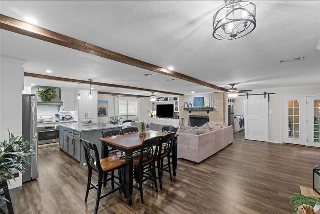 805 Imperial Lane, Corsicana, TX 75110