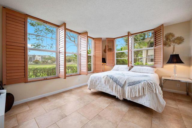 2651 S Palm Aire Drive 101, Pompano Beach, FL 33069