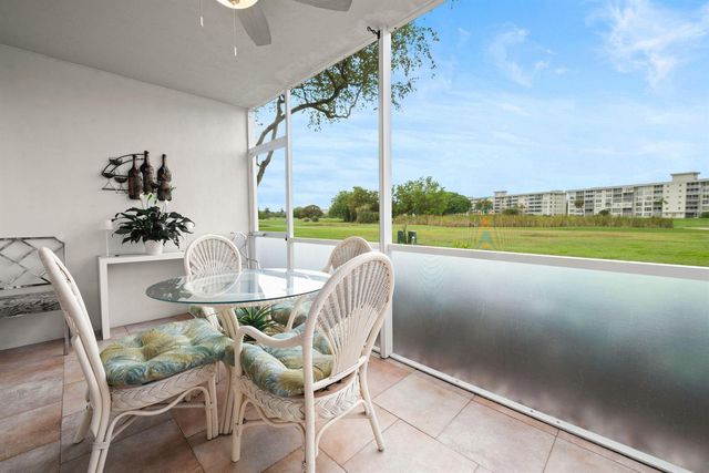 2651 S Palm Aire Drive 101, Pompano Beach, FL 33069