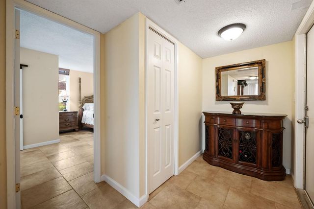 2651 S Palm Aire Drive 101, Pompano Beach, FL 33069