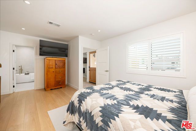 2701 W 84th Street, Inglewood, CA 90305