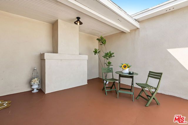 2701 W 84th Street, Inglewood, CA 90305