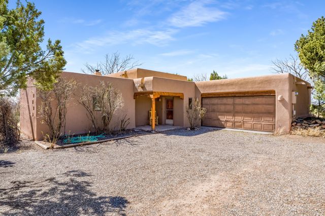 24 Hondo, Santa Fe, NM 87508