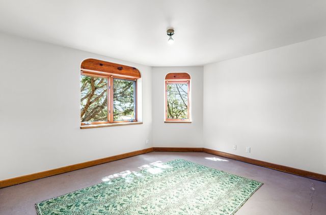 24 Hondo, Santa Fe, NM 87508