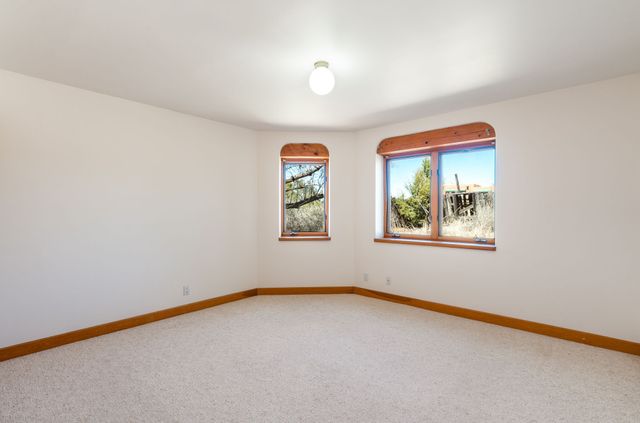 24 Hondo, Santa Fe, NM 87508