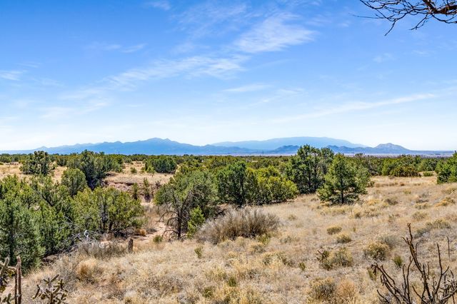 24 Hondo, Santa Fe, NM 87508