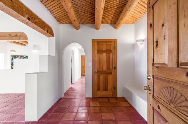 24 Hondo, Santa Fe, NM 87508