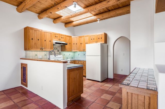 24 Hondo, Santa Fe, NM 87508