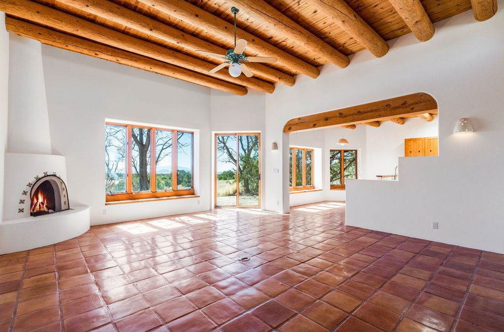 24 Hondo, Santa Fe, NM 87508