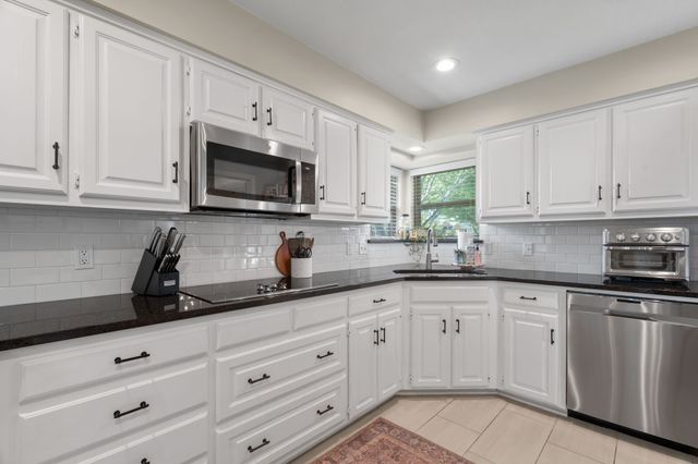 2424 Bowie Drive, Plano, TX 75025