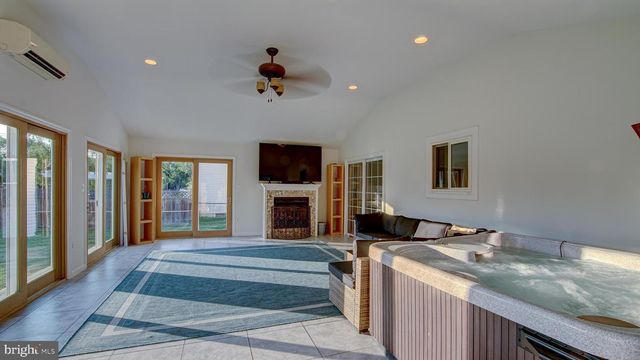445 PAXSON AVE, Hamilton, NJ 08690