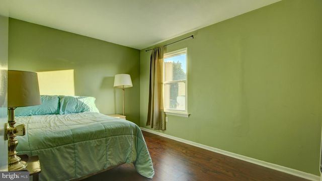 445 PAXSON AVE, Hamilton, NJ 08690