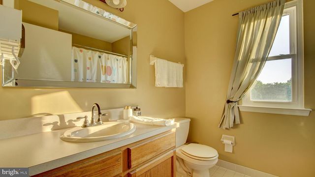 445 PAXSON AVE, Hamilton, NJ 08690