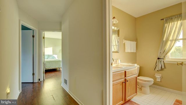 445 PAXSON AVE, Hamilton, NJ 08690