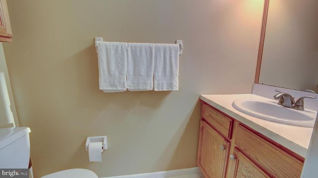 445 PAXSON AVE, Hamilton, NJ 08690