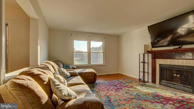 445 PAXSON AVE, Hamilton, NJ 08690